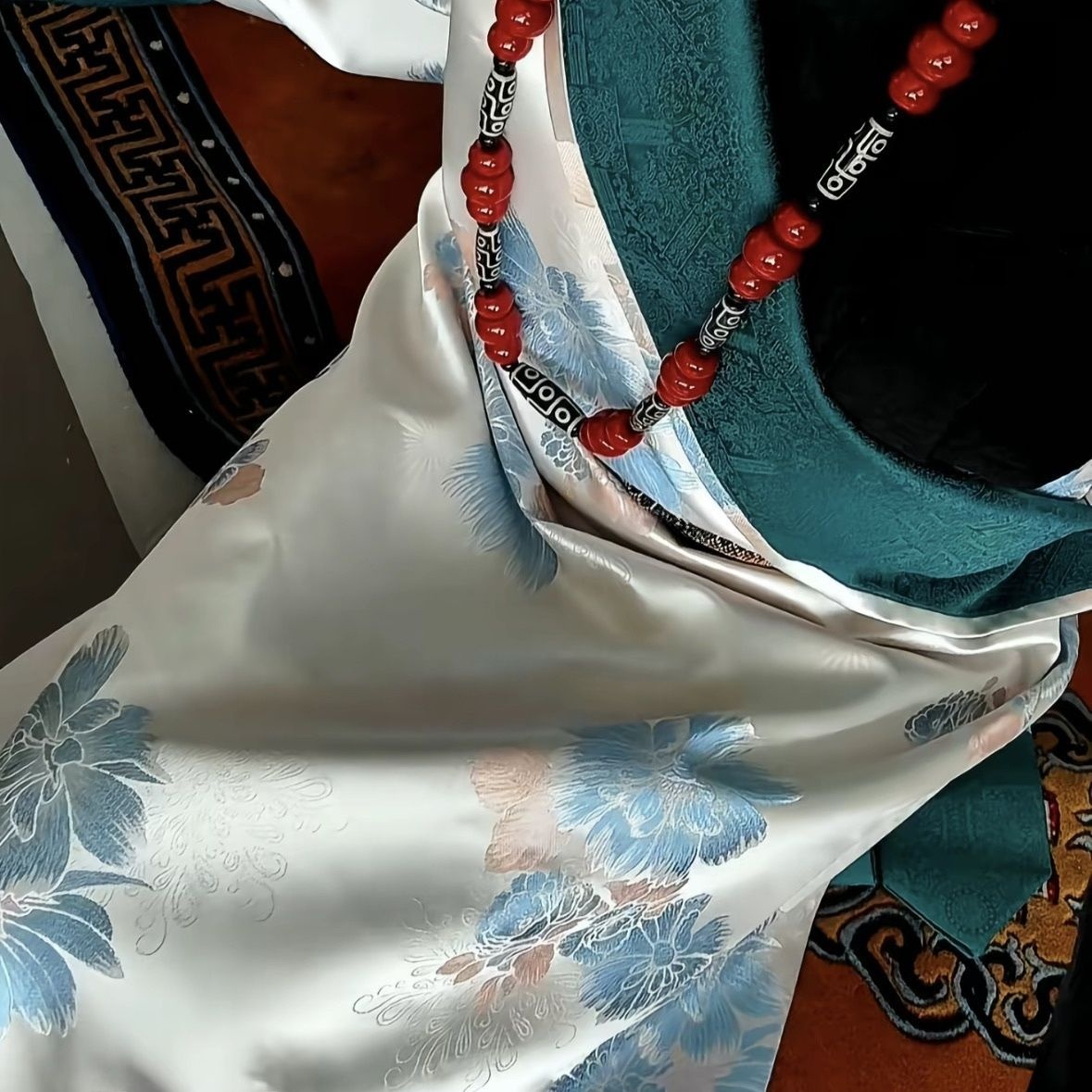 Новый женский тибетский костюм – обзор и цена Ethnic Fashion Shoot