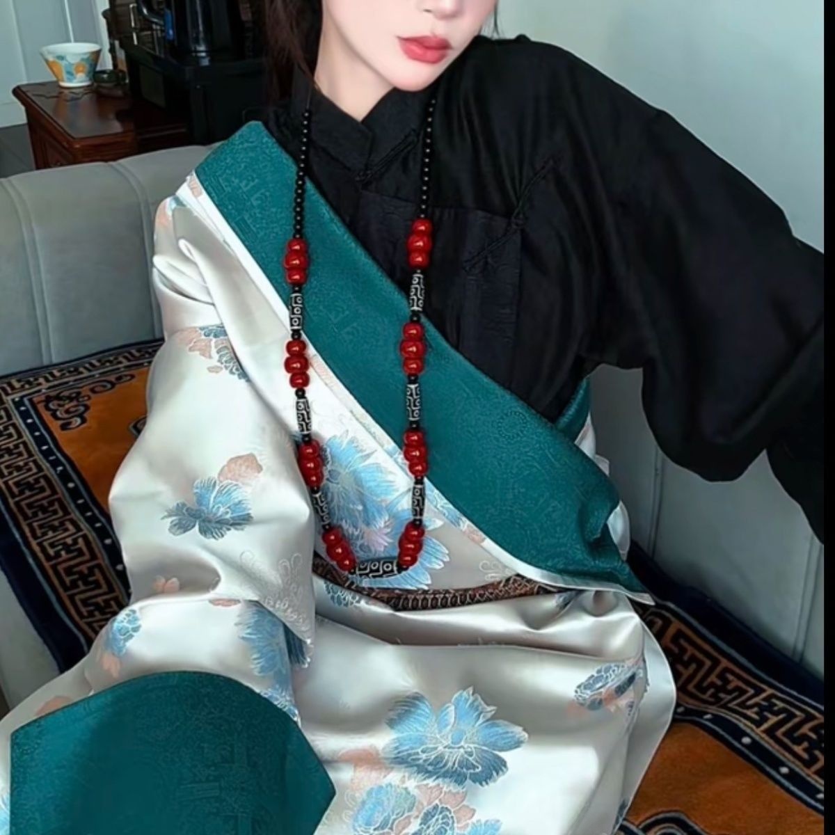 Новый женский тибетский костюм – обзор и цена Ethnic Fashion Shoot