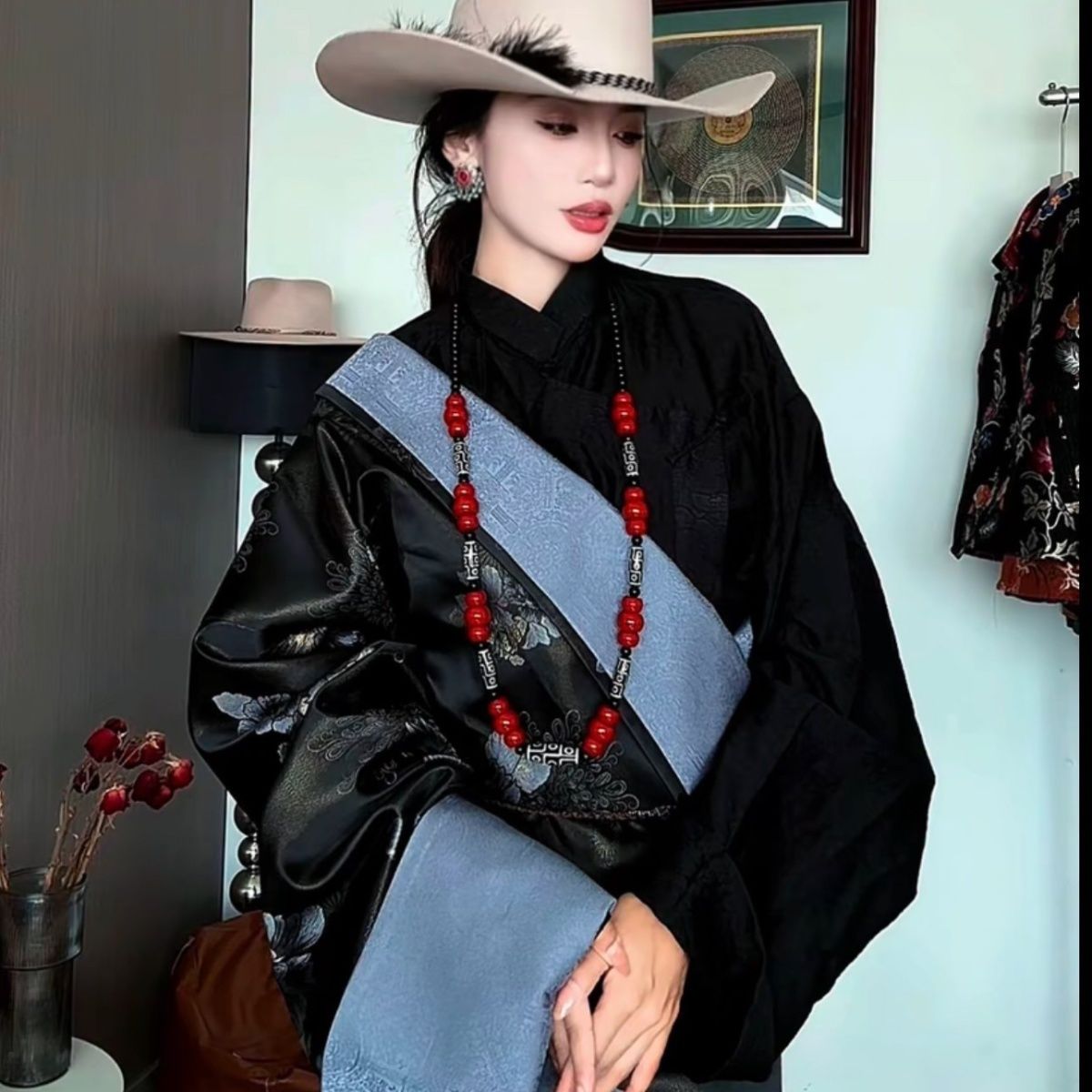 Новый женский тибетский костюм – обзор и цена Ethnic Fashion Shoot